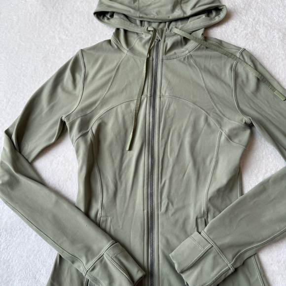 Lululemon Hooded Define Jacket - Picture 6 of 9